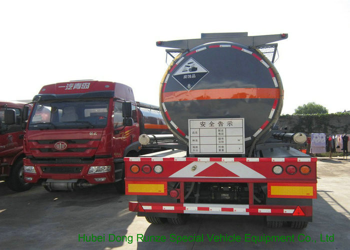 3 Axles Chemical Tanker Truck for 30 - 45MT Hydrofluoric Acid / HCL Transport