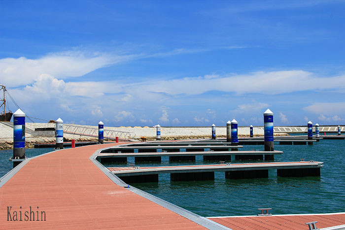 Aluminum Floating Dock Jetty Marina Engineering Design Tourist Dock Floating Pontoon for Finger Dock