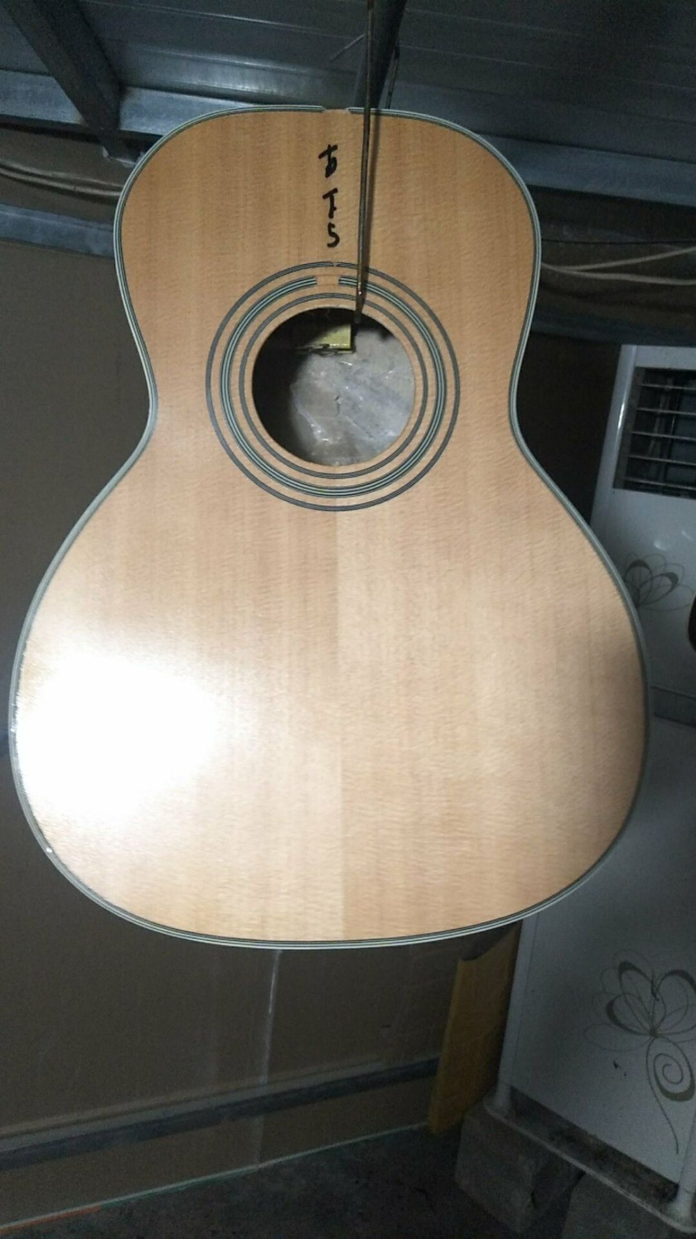 acoustic guitar 00 solid spruce parlor acoustic guitar OOO body maroon color customize white pearl vintage guitar