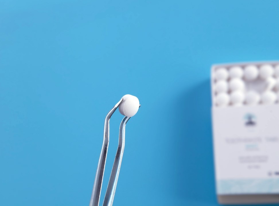 NHAp Whitening Zero Waste Toothpaste Tablets For Sensitive Teeth