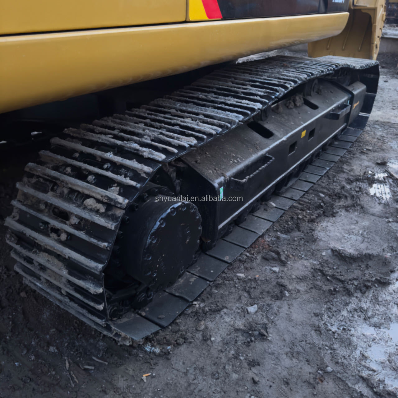 330D Excavator with Overall Soft Steel Design Second Hand CAT Machine Weight 33000 KG