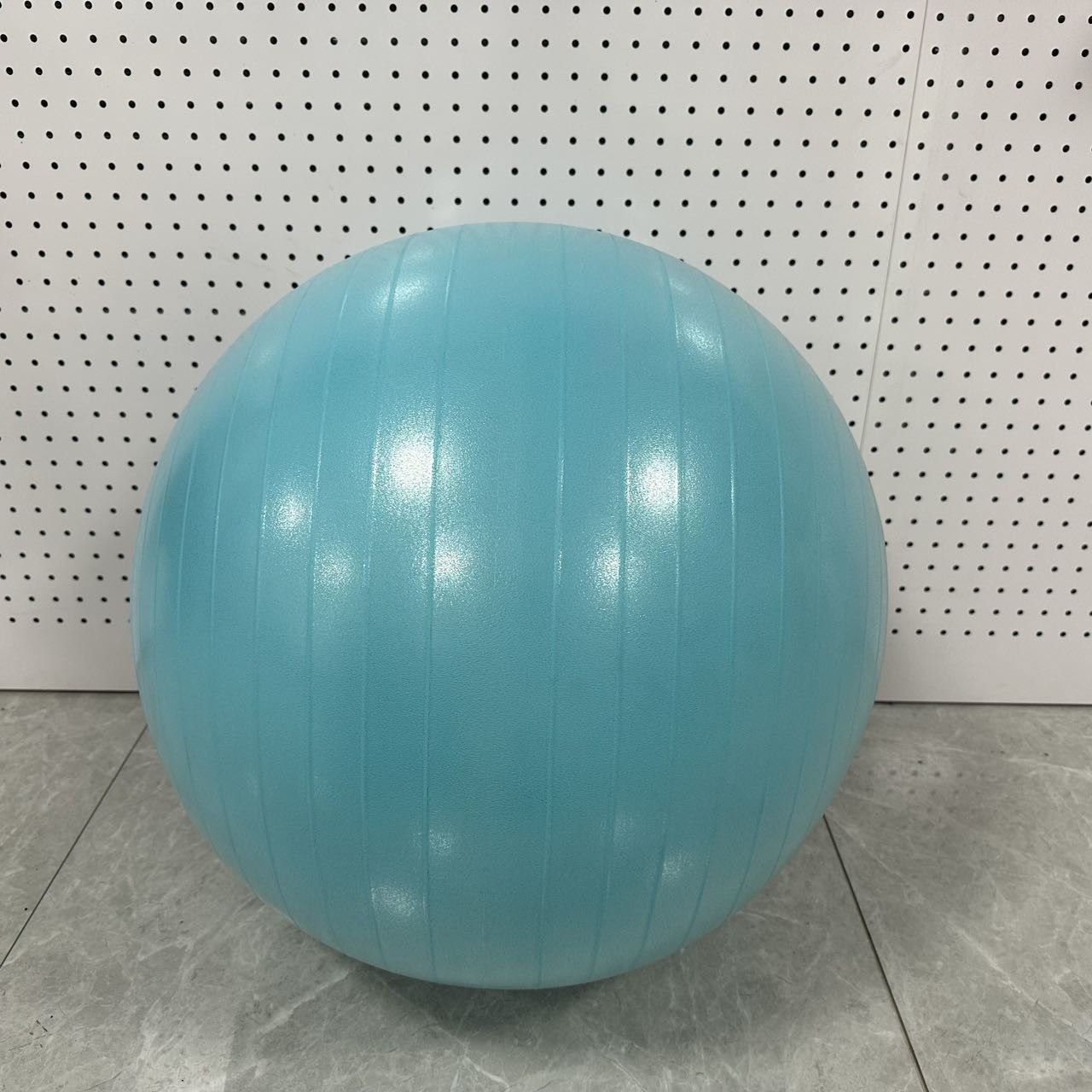 Pilates Ball 9 Inch Core Ball,Small Exercise Ball Barre Ball Bender Ball Mini Yoga Ball