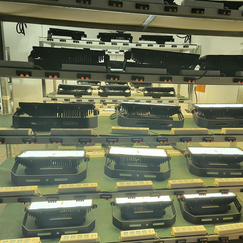 Low Carbon Emission LED High Mast Light 750W Industrial Flood Lights For Harbor