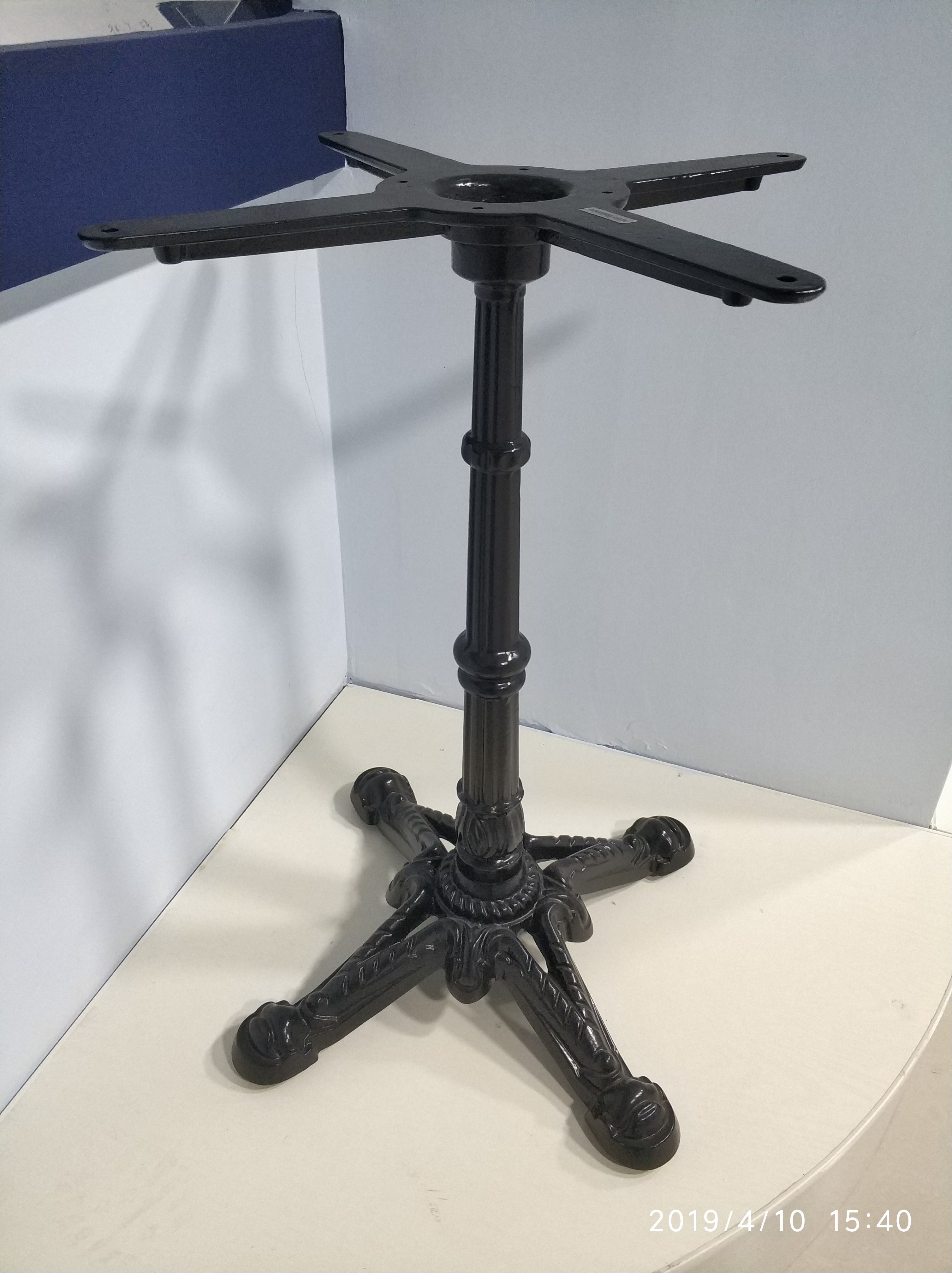 Rusty Bistro Table Base Powder Coat Ornamental Table Leg 28'' / 41'' Height