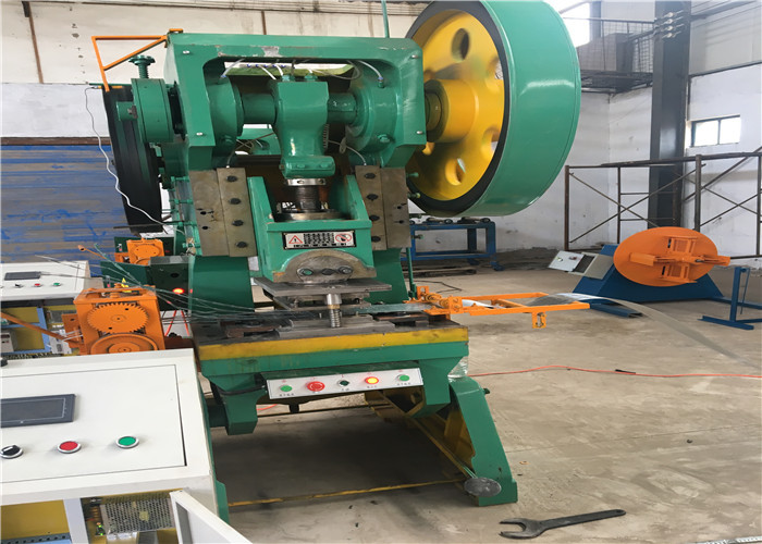 Nine Strips Razor Barbed Wire Mesh Fence Making Machine