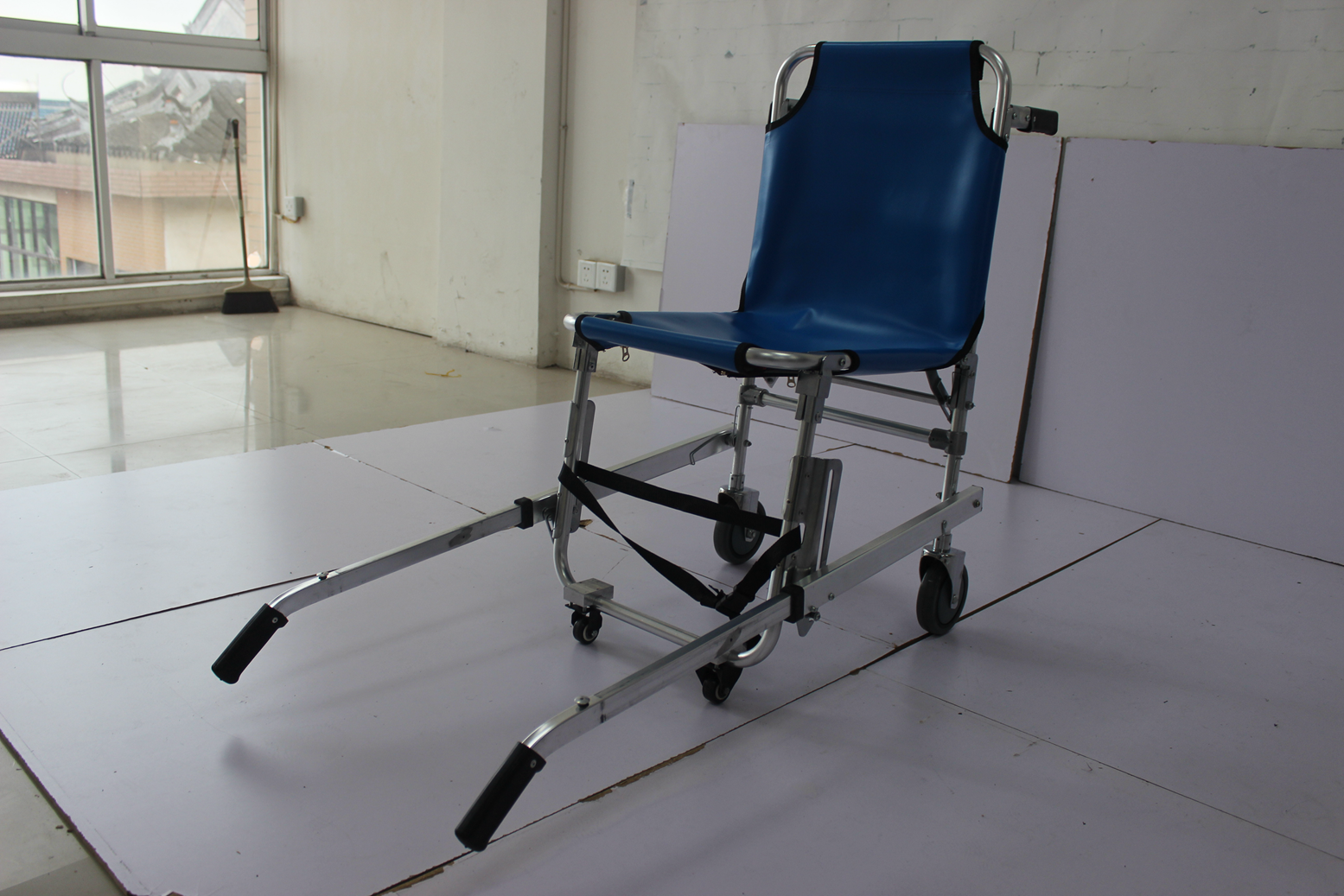 35.4in Best Portable Foldable Home Evacuation Climbing Wheelchair Ambulance Stair Chair Stretch