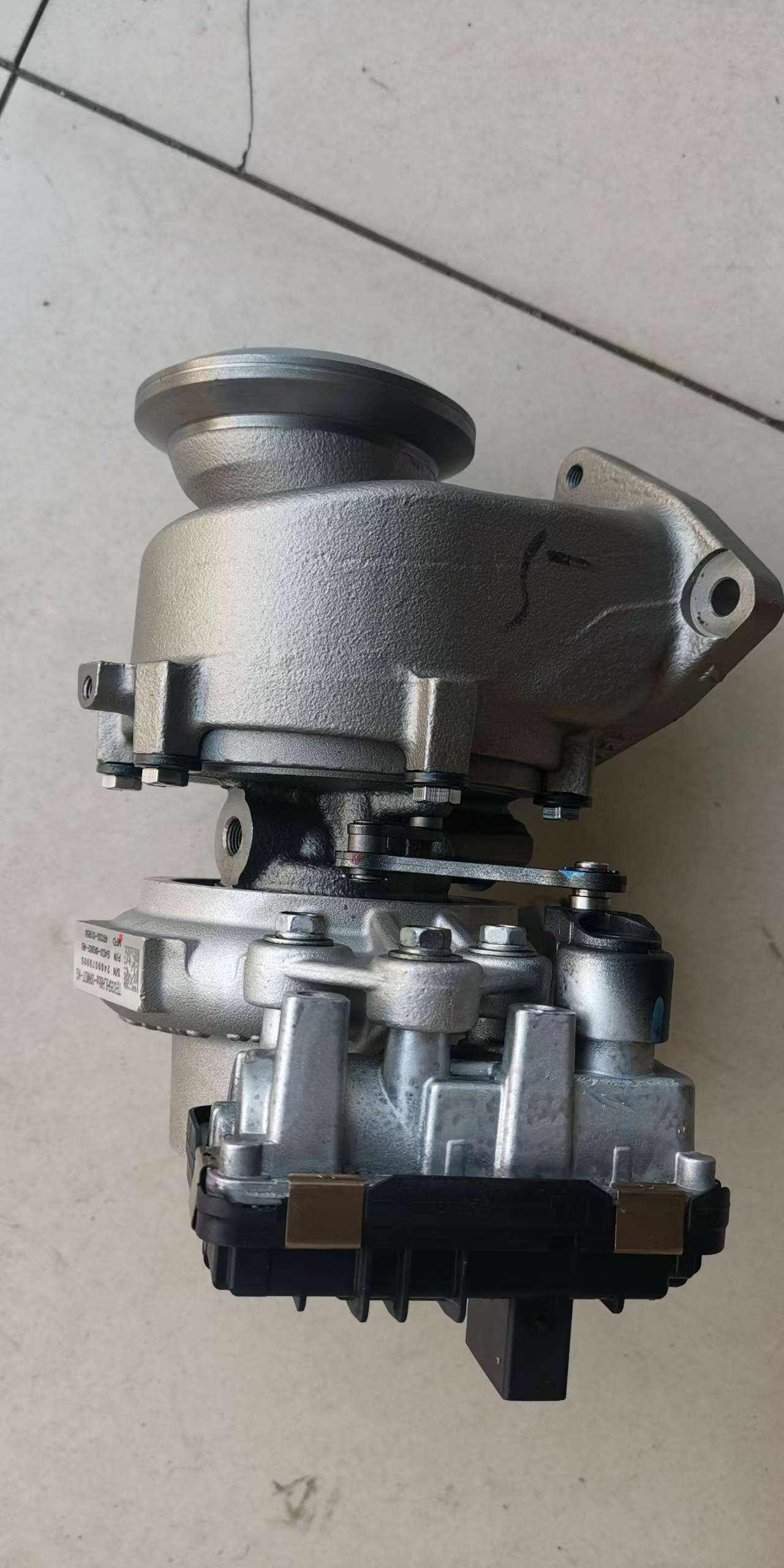 Auto Parts Engine Turbo Star Pulse Turbocharger For Land Rover OE LR083483 LR140581 LR094424 LR073722 JDE4074