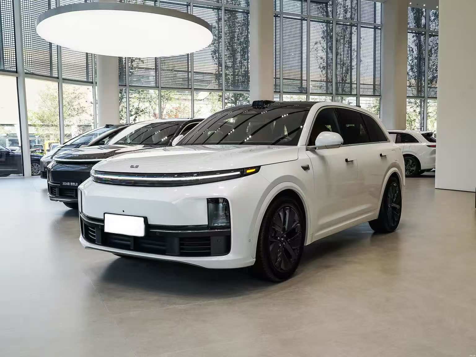Lixiang L7 2024 Ultra Edition 5-Door 5-Seater SUV Electric Vehicle Single Speed Gearbox