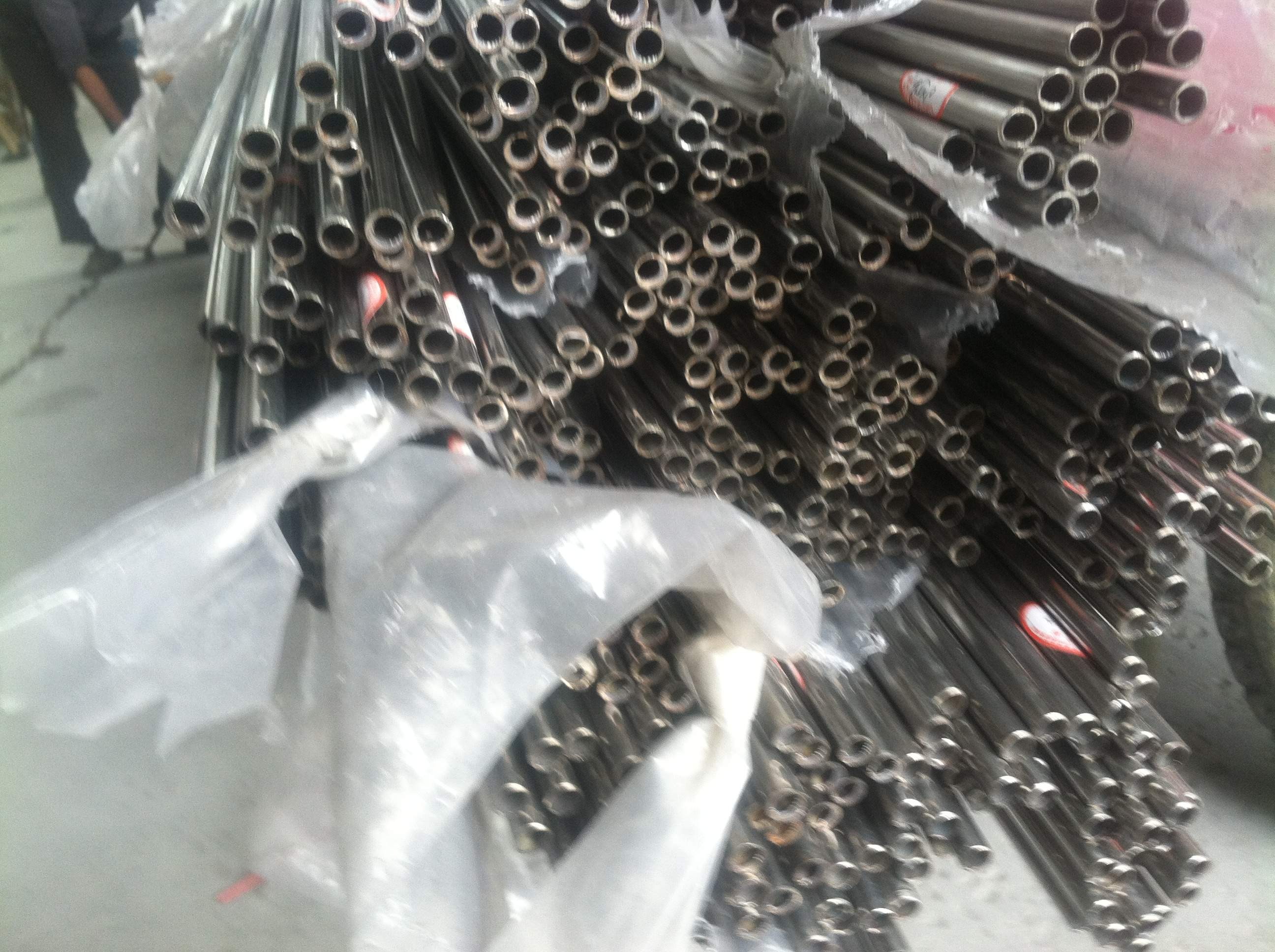 Grade 201 38*1.5 19*1.2 mm BA Polished Stainless Steel Pipe For Decorations