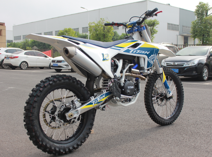 Super Enduro motorcycle Husqvarna carburetor