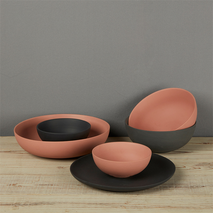 ODM Under Glazed Ceramic Plates Sets , European Style Matte Ceramic Dinnerware