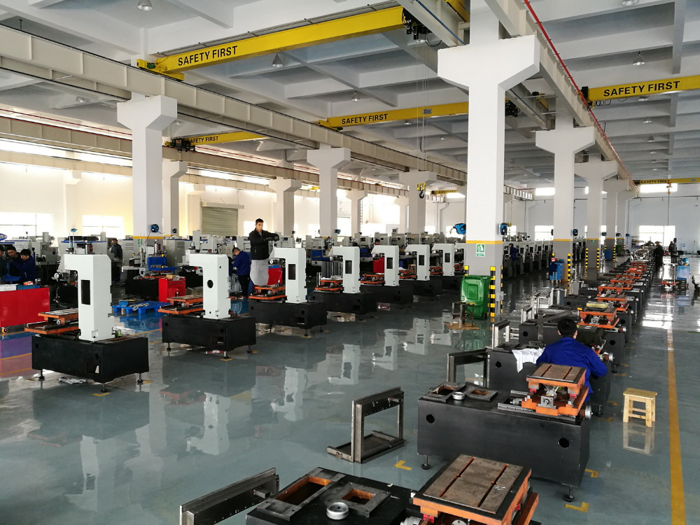 2018 New designed FR400 CNC Wire cutting EDM EDM wire cutting machine