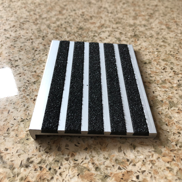 Wall Corner Ceramic Accessories Aluminum Stair Nosing Tile Trim