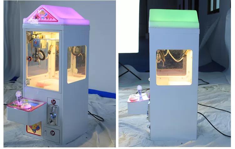 Dreamland Coin Operated Small Toy Claw Crane Machine Cheap Matel Mini Claw Candy Machine