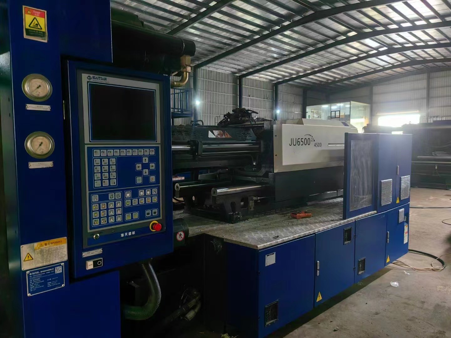Used Haitian JU6500 5300 Third Generation 4500 Plastics Injection Machine with 6500 Tons Capacity