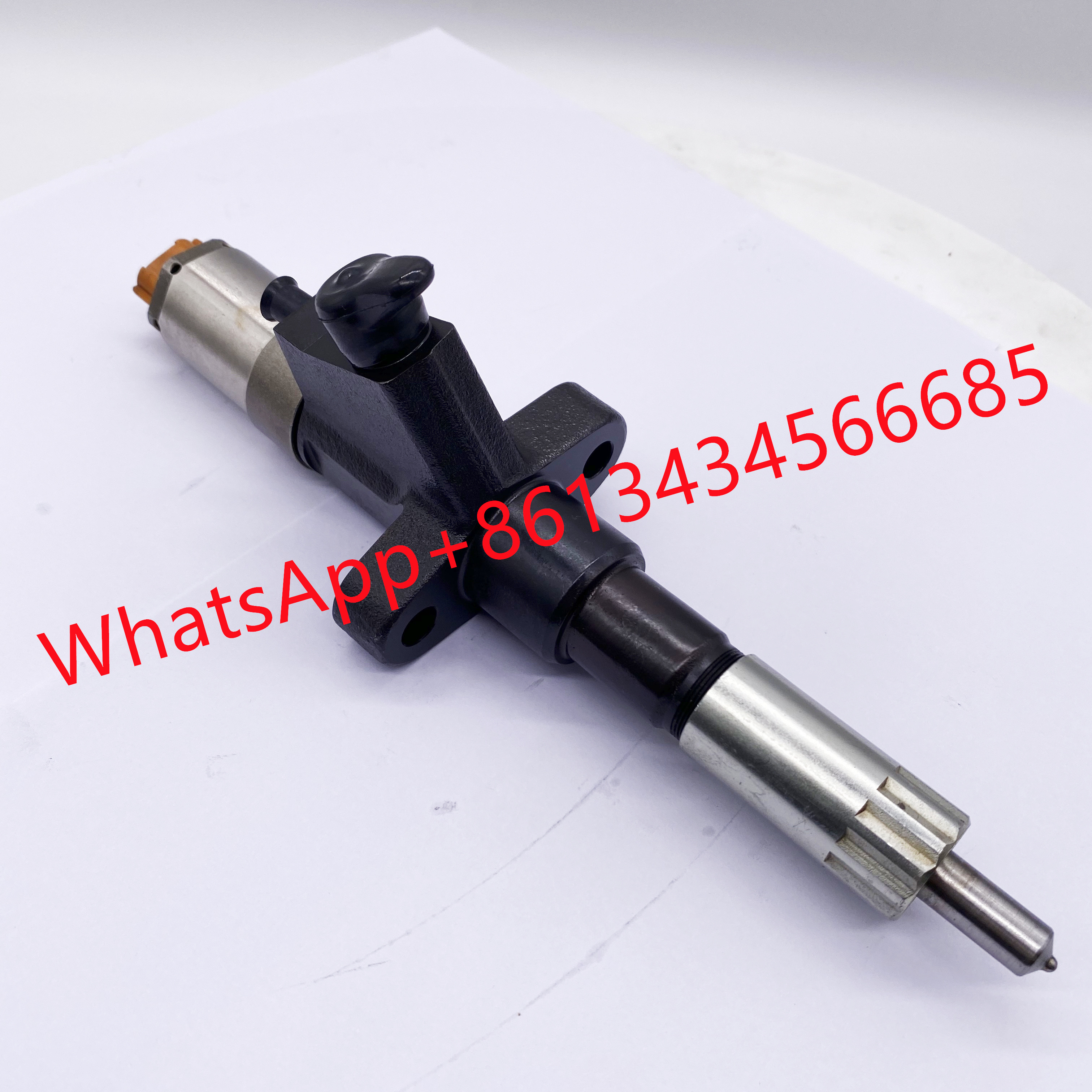 Diesel Fuel Common Rail Injector 095000-0760 095000-0761 for ISUZU 6SD1 1153004151 1-15300415-1