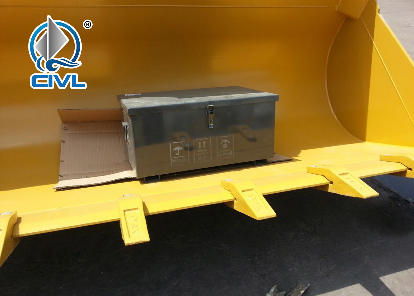 CVLW400KV Model Small Wheel Loader 2.4CBM Bucket Capacity , Loading 4000kgs , Euro II/III