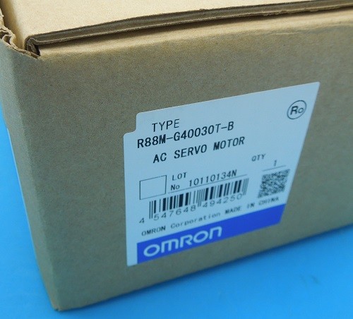 OMRON R88M-G40030T AC Motor Servomotor 3000 RPM 400W Absolute 200VAC