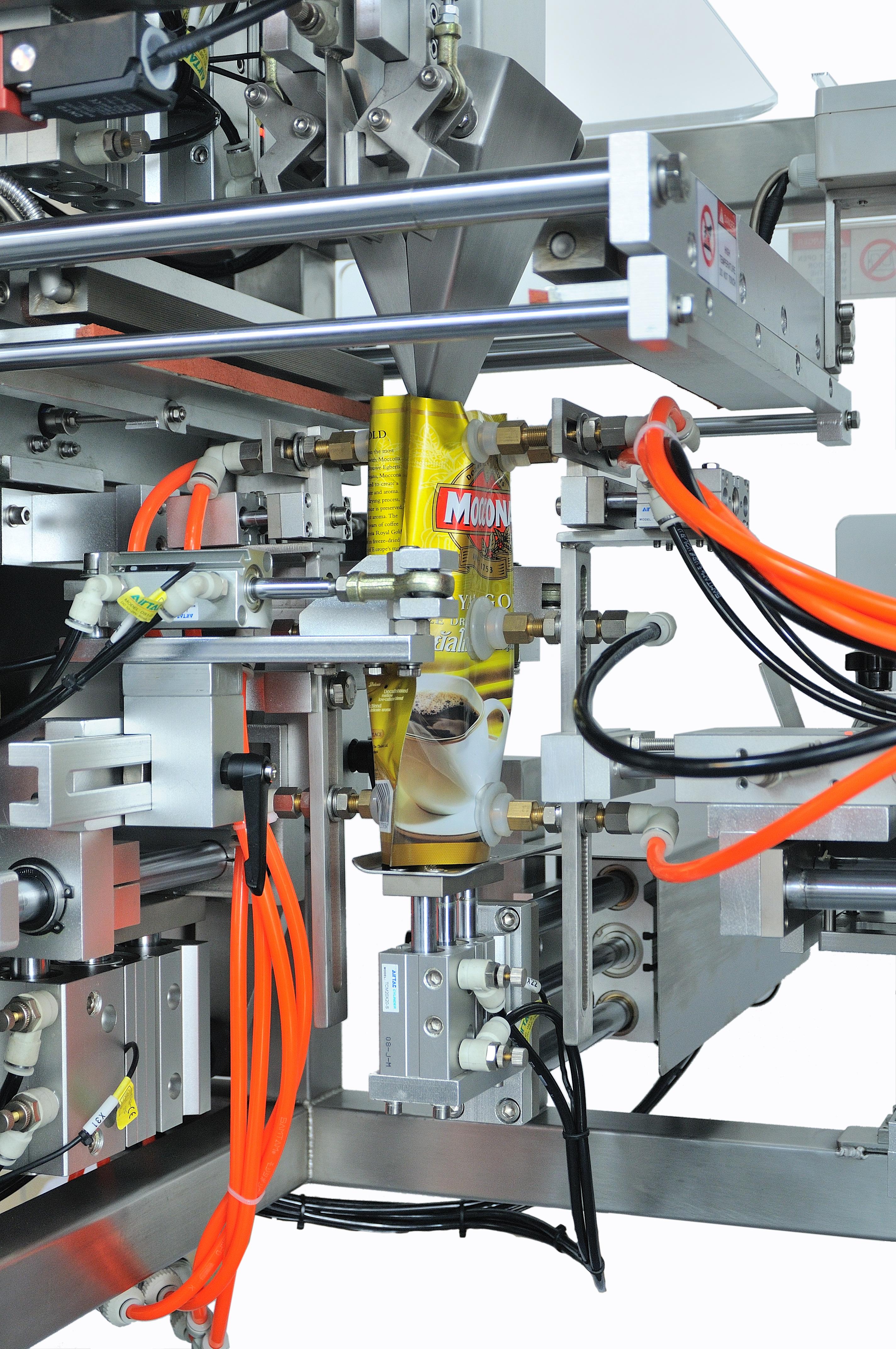 Single Station Doypack Pouch Packing Machine Food Snack Packaging