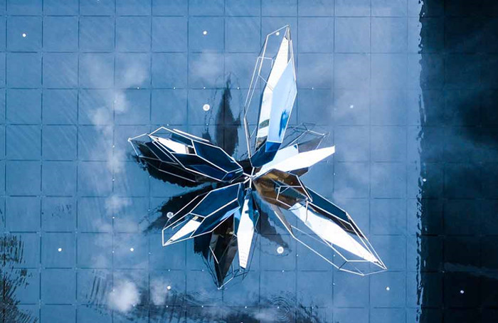 Hotel Pool Decorative Metal Sculpture Contemporary Modern Art Outdoor Sculpture