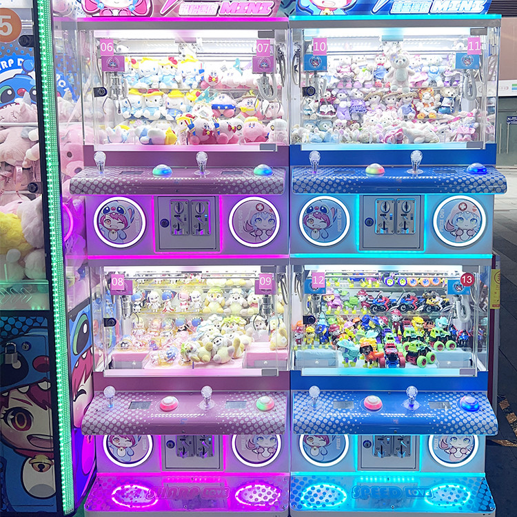 Children's 2-Person Mini Claw Machine Coin-Operated Arcade Game for Boutique Gift City