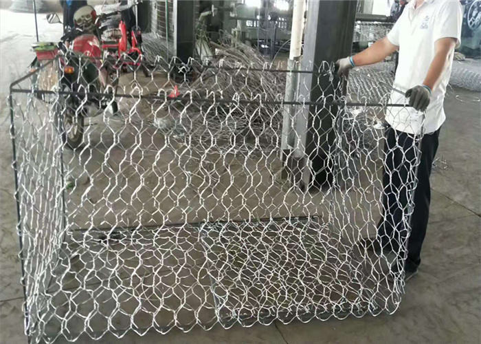 2.2mm Wire 60mm Aperture Galvanized Hexagonal Wire Mesh