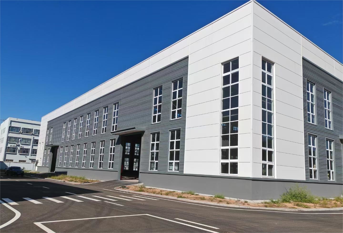 Customized And Steel Structure Workshop Building With Prefabricated Delivery Solution
