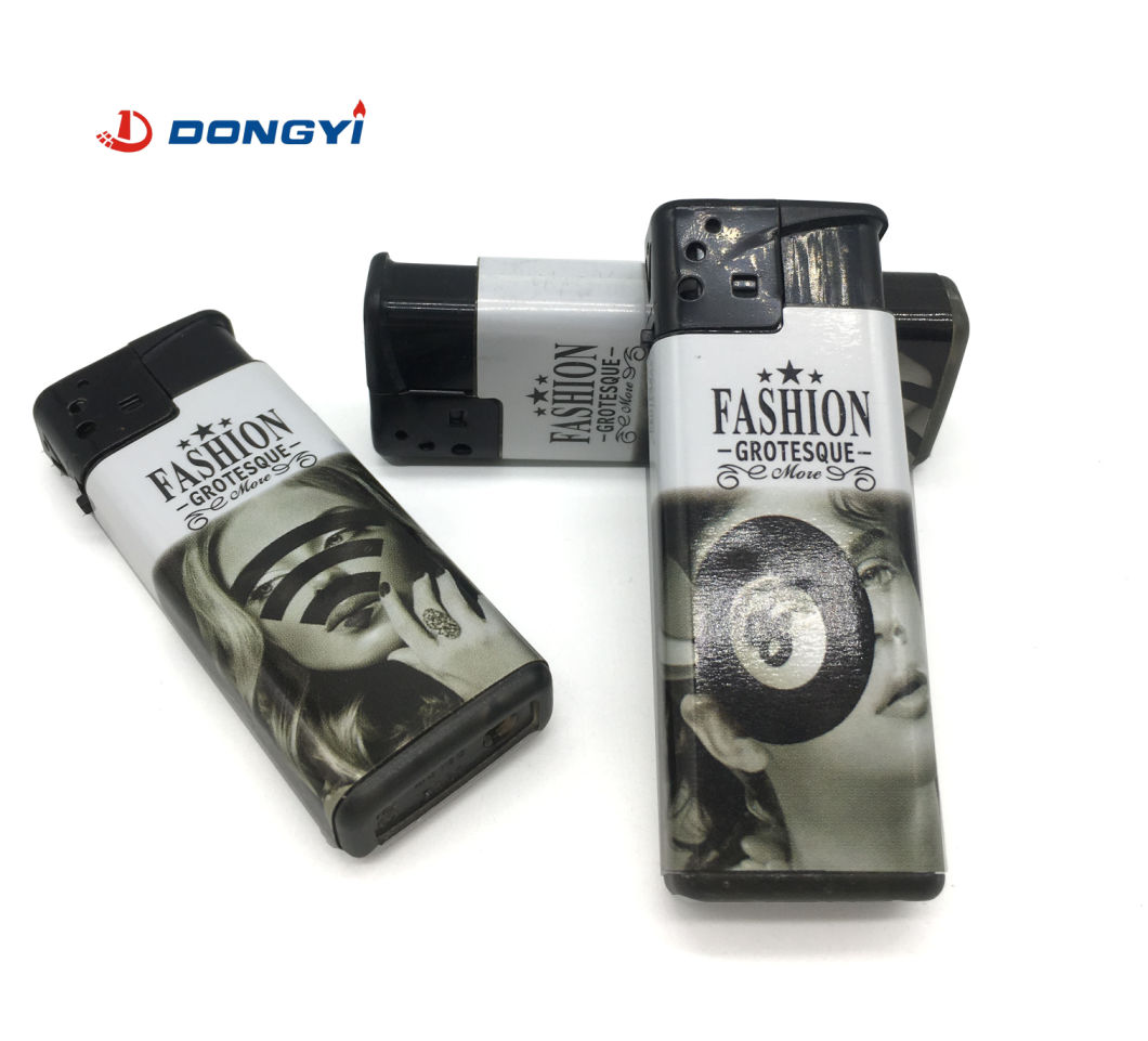 Black and White Vintage Style Customized Colorful Label Fashionable Cigarette Lighter for European and American