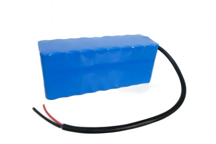 14S5P Multifunctional Lithium EV Battery 72V 60AH LFP Prismatic For Electric Truck