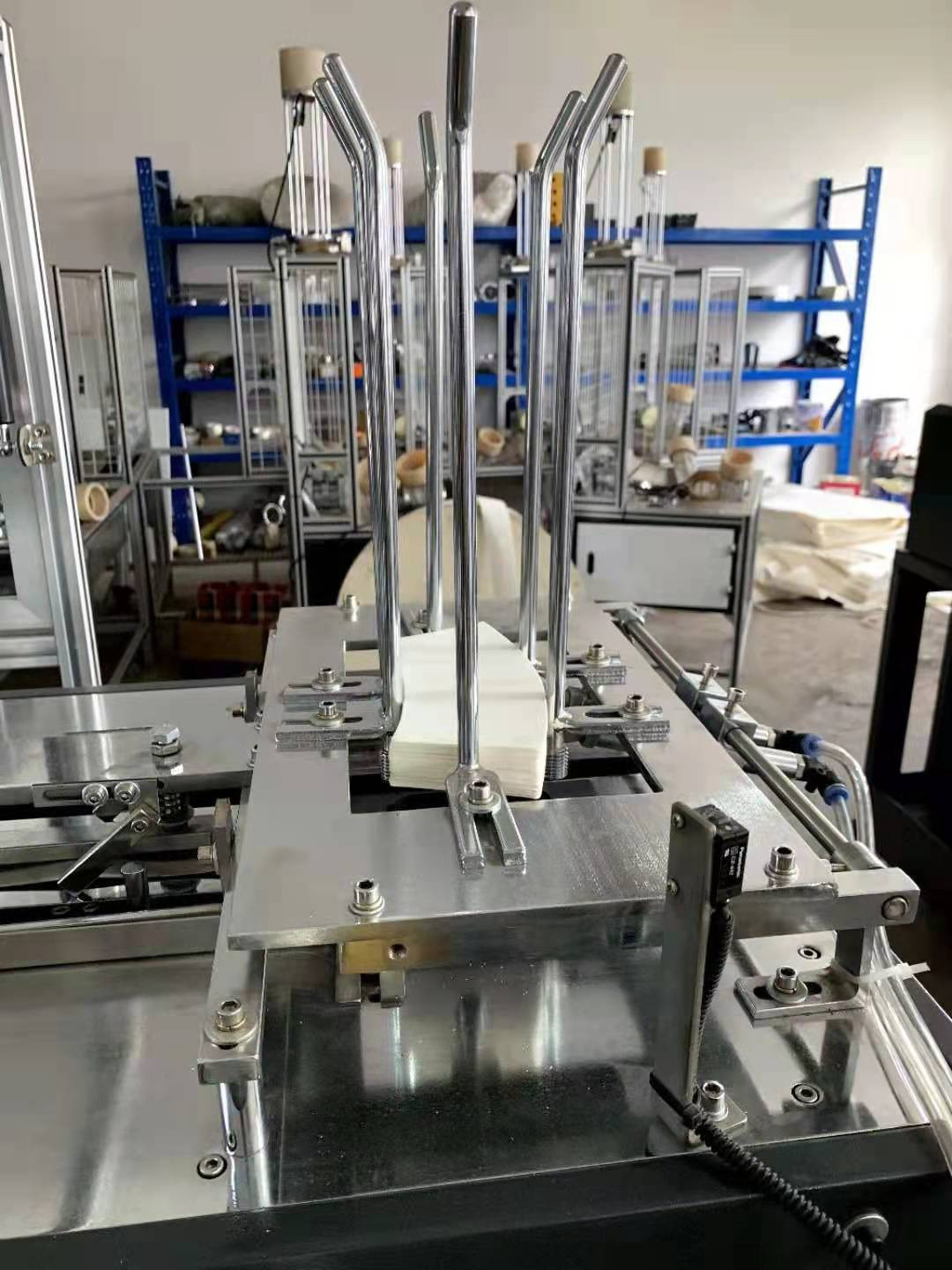 Open Cam One Plate Ultrasonic Disposable Paper Cup Forming Machine