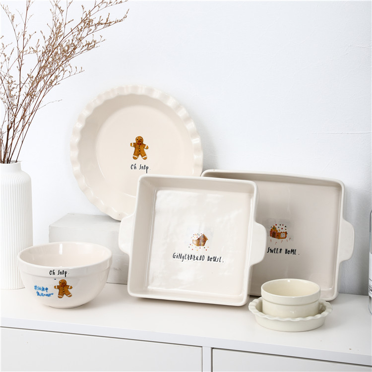 European Style Christmas Ceramic Kitchenware Set White Color For Baking