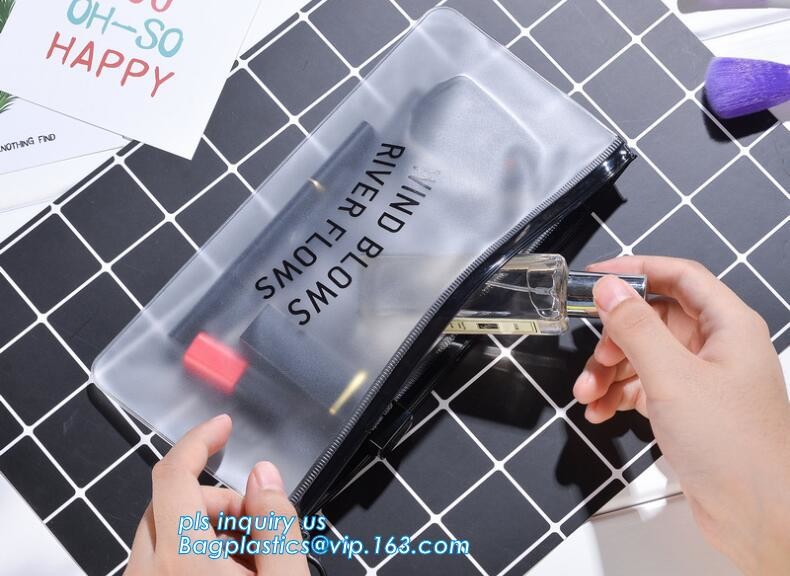 Clear Cosmetic Bags Vinyl Cosmetic Clothes Packaging Suited Frosted PVC / EVA