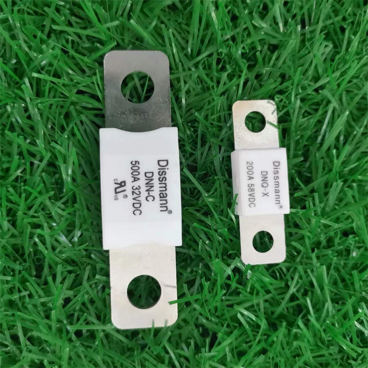Mini Size DC58V Low Voltage Fuses Flat plug Fuse produced by Chinese Supplier