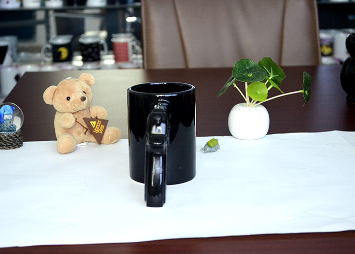 Eco Friendly Creative Gift Creamic Coffee Cup , Grenades Shape
