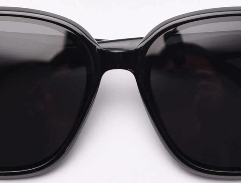 Women Retro Big Frame Square TR90 Sunglasses Trendy Polarized Men
