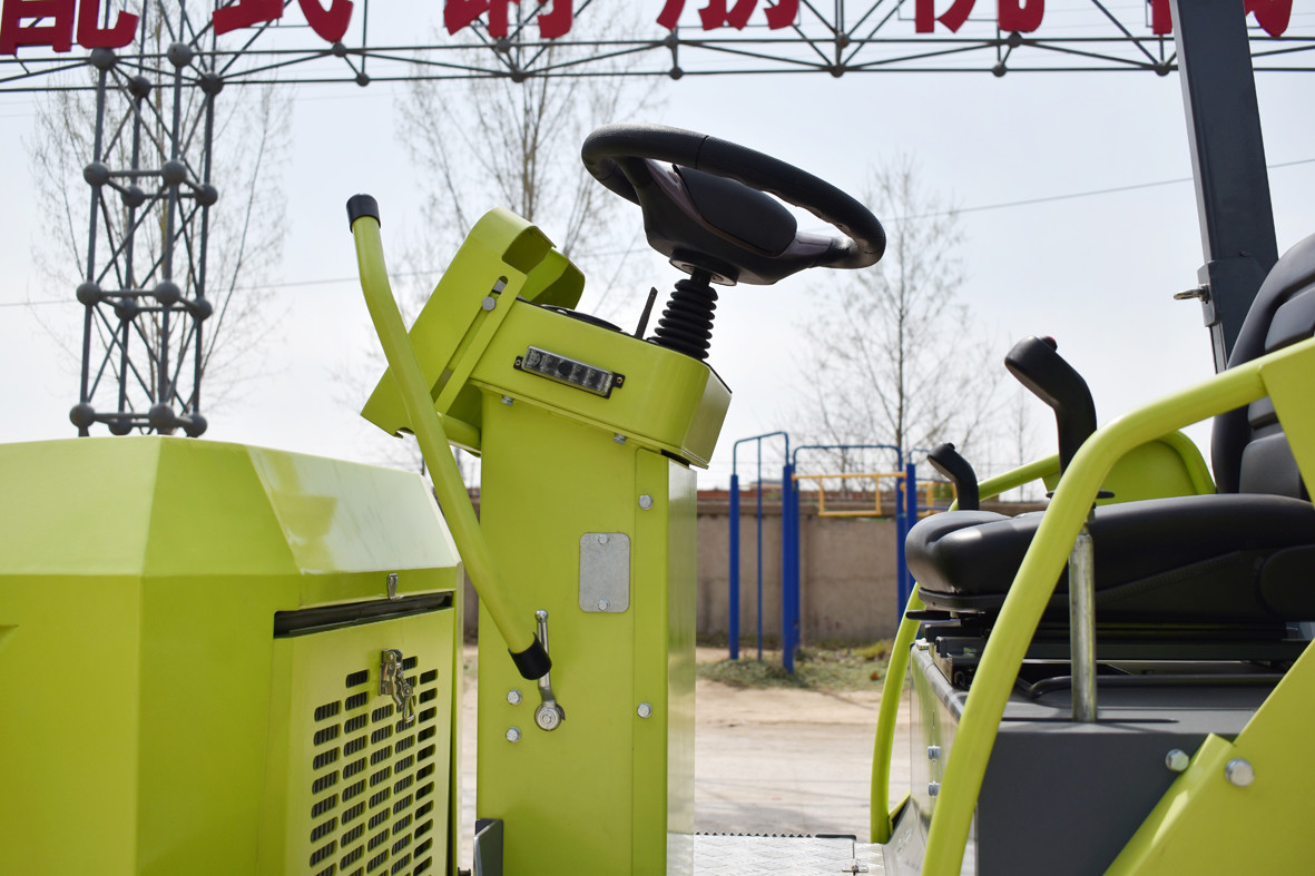 28kW 110N/Cm 3 Ton Combined Vibratory Road Roller
