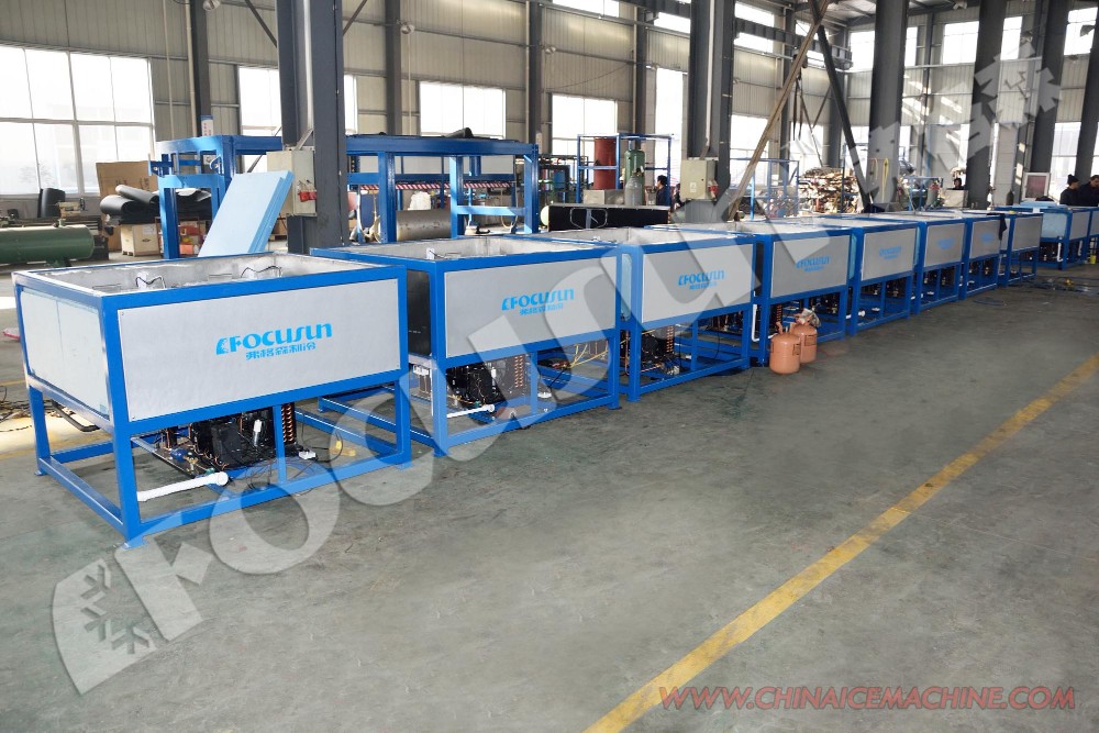 Core Components Compressor Clear Block Ice Making Machine for Food Standard Ice Sculpture
