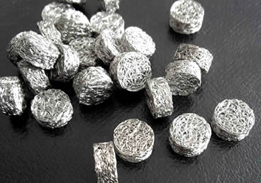 Thick compressed knitted mesh filters discs - stainless steel wire knitted