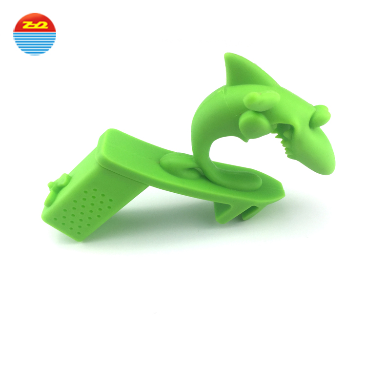 Wholesale Funny Surfing Shark Silicone Tea Infuser