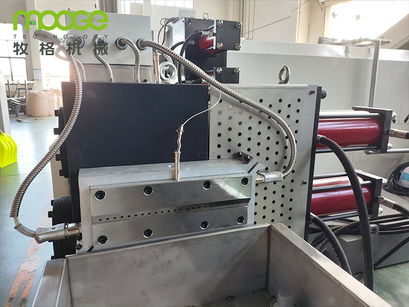 RSL Series Double Stages Plastic Pelletizing Machine For Washing Recycled Soft PE PP Material