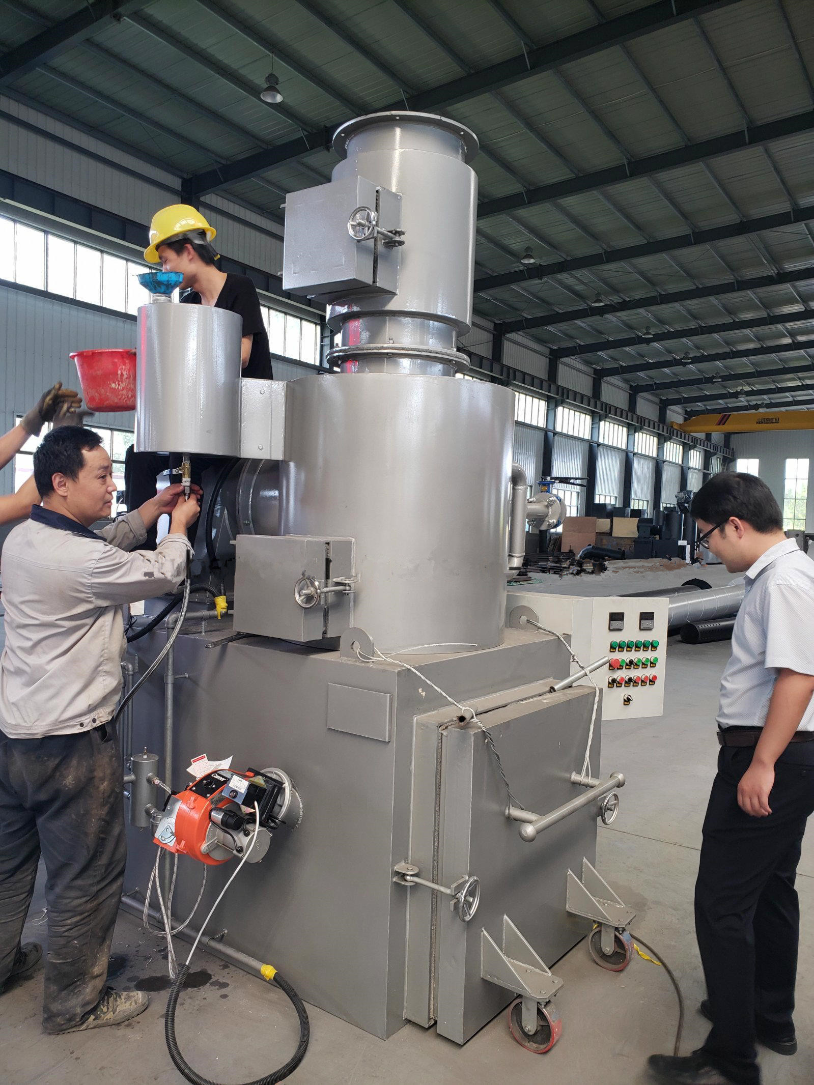 Engine-Powered Smokeless Cremation Machine with Video Outgoing-Inspection Provided