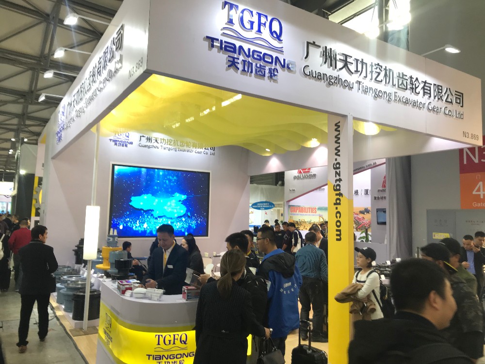 Outer Packing Carton or Plywood Case TGFQ PC220-8 Travel Motor with Gearbox 20Y-27-00550