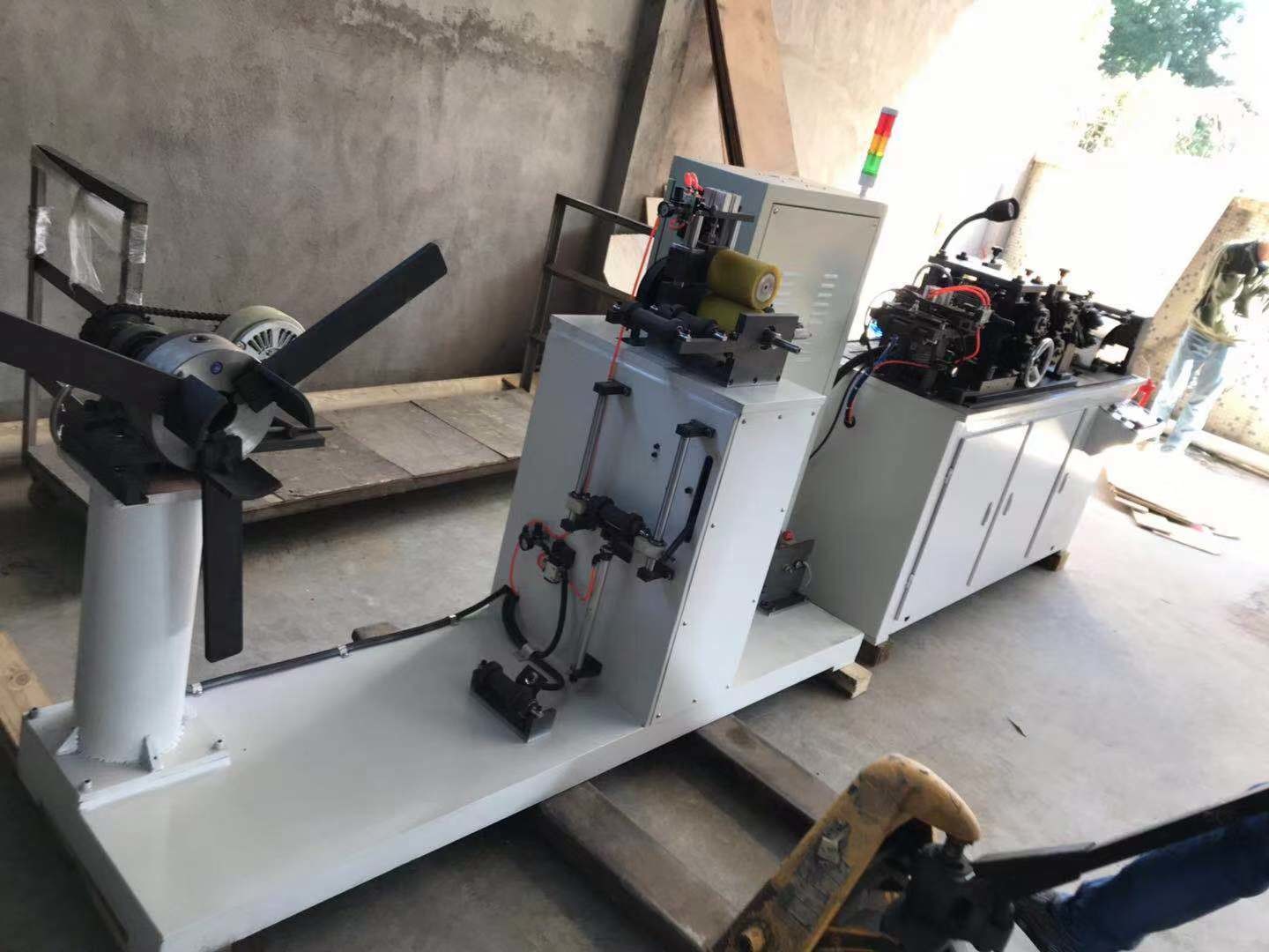 120 M / Min Feeding Speed Radiator Fin Forming Machine