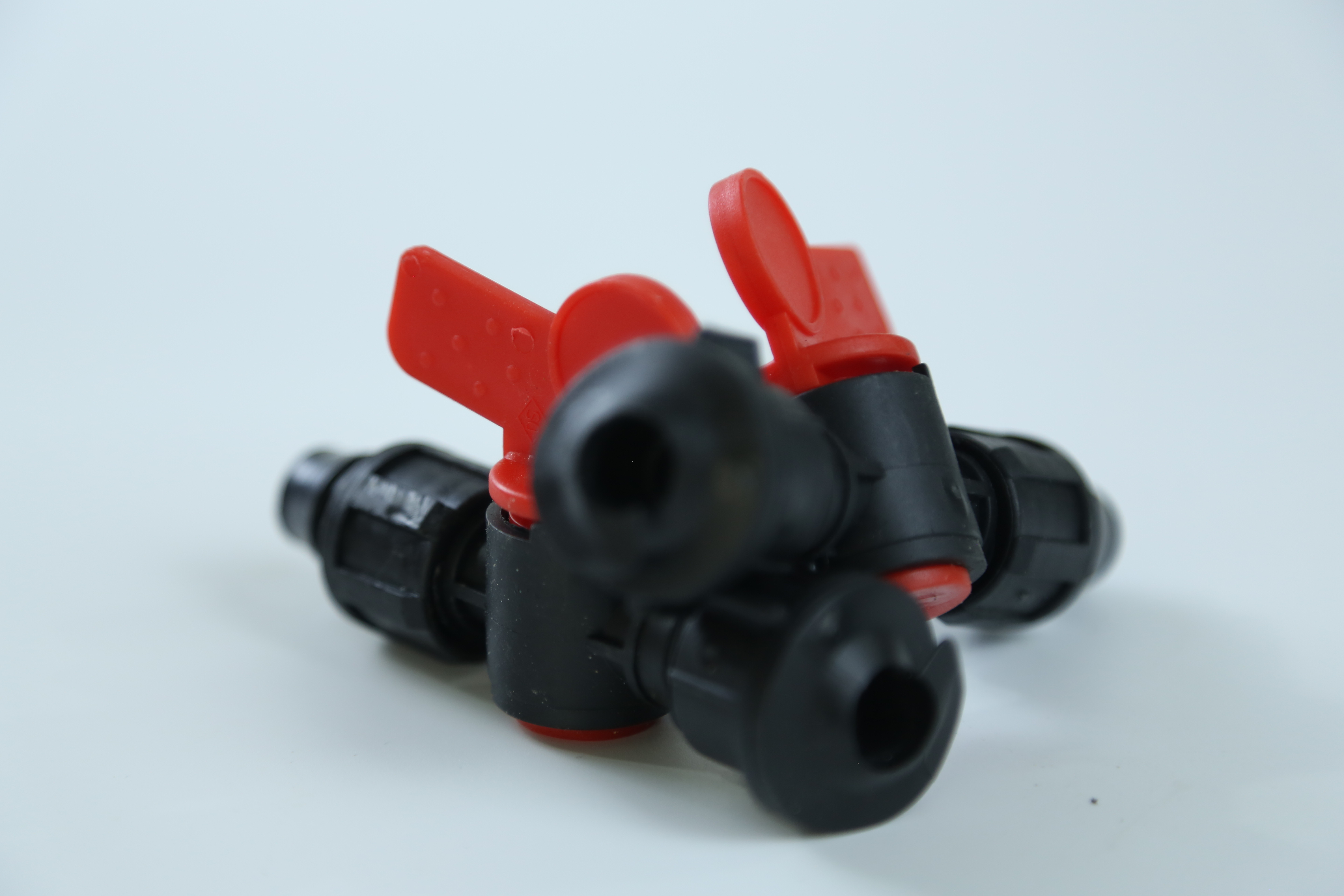 16mm Drip Line Irrigation Valves Corrosion Resistant For Farm Irrigation System