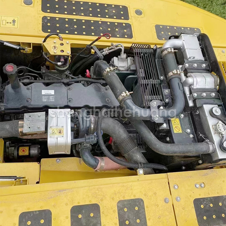 123KW Second Hand Komatsu PC240 Excavator With 1.2m3 Bucket Capacity