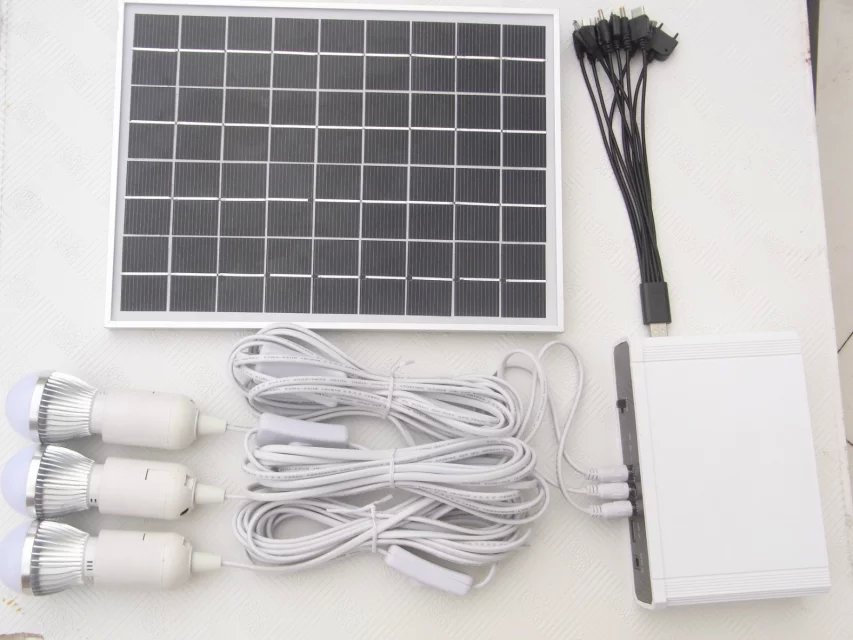 portable solar power system lithium battery DC12V for home lighting and mobile charging