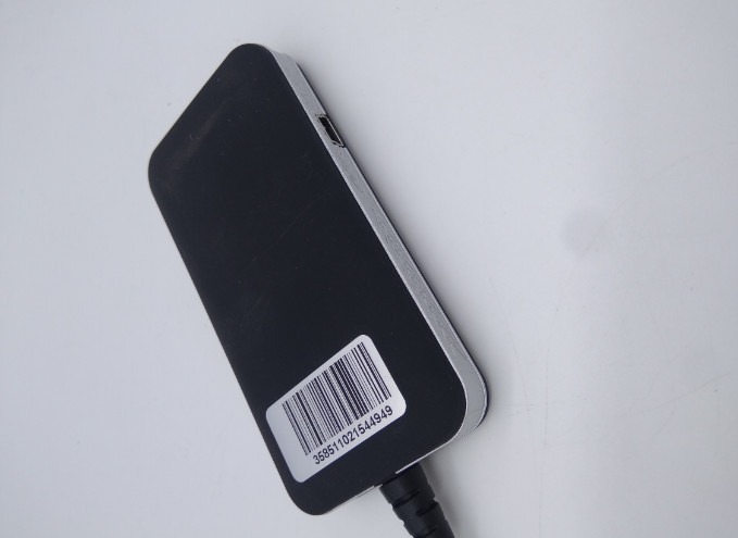 Car 3G GPS Tracker Built-in Battery 300Mah And Triaxial Acceleration Sensor