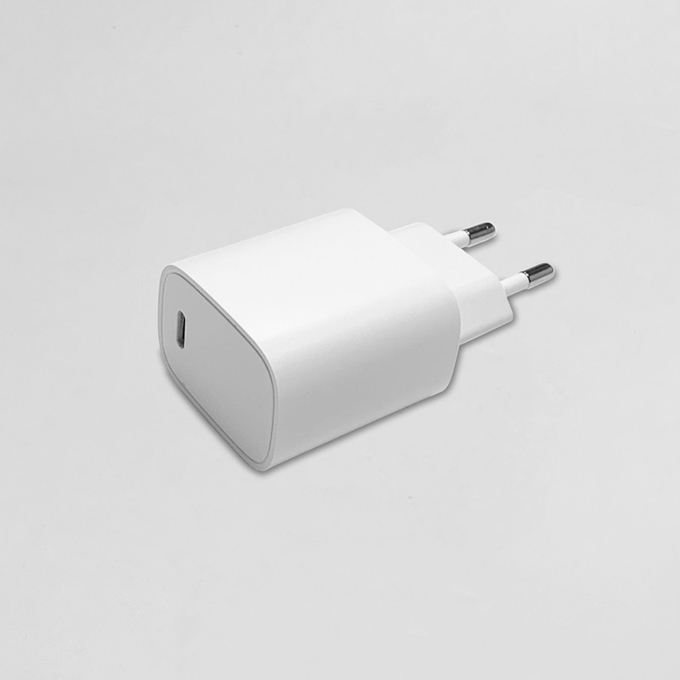 12V 1.67A Phone GaN Fast Charger Quick Charge 3.0 High Powered