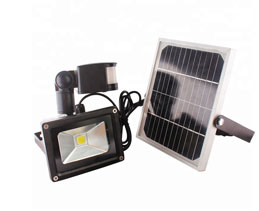 Dustproof Solar Powered LED Flood Light 100W 200W For Outdoor Yard Garden