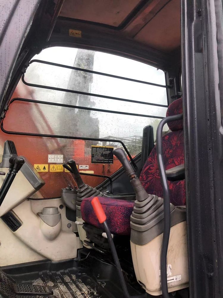 Original Doosan DX60 6 Ton Mini Excavator in Korea Good Condition 1800 Working Hours